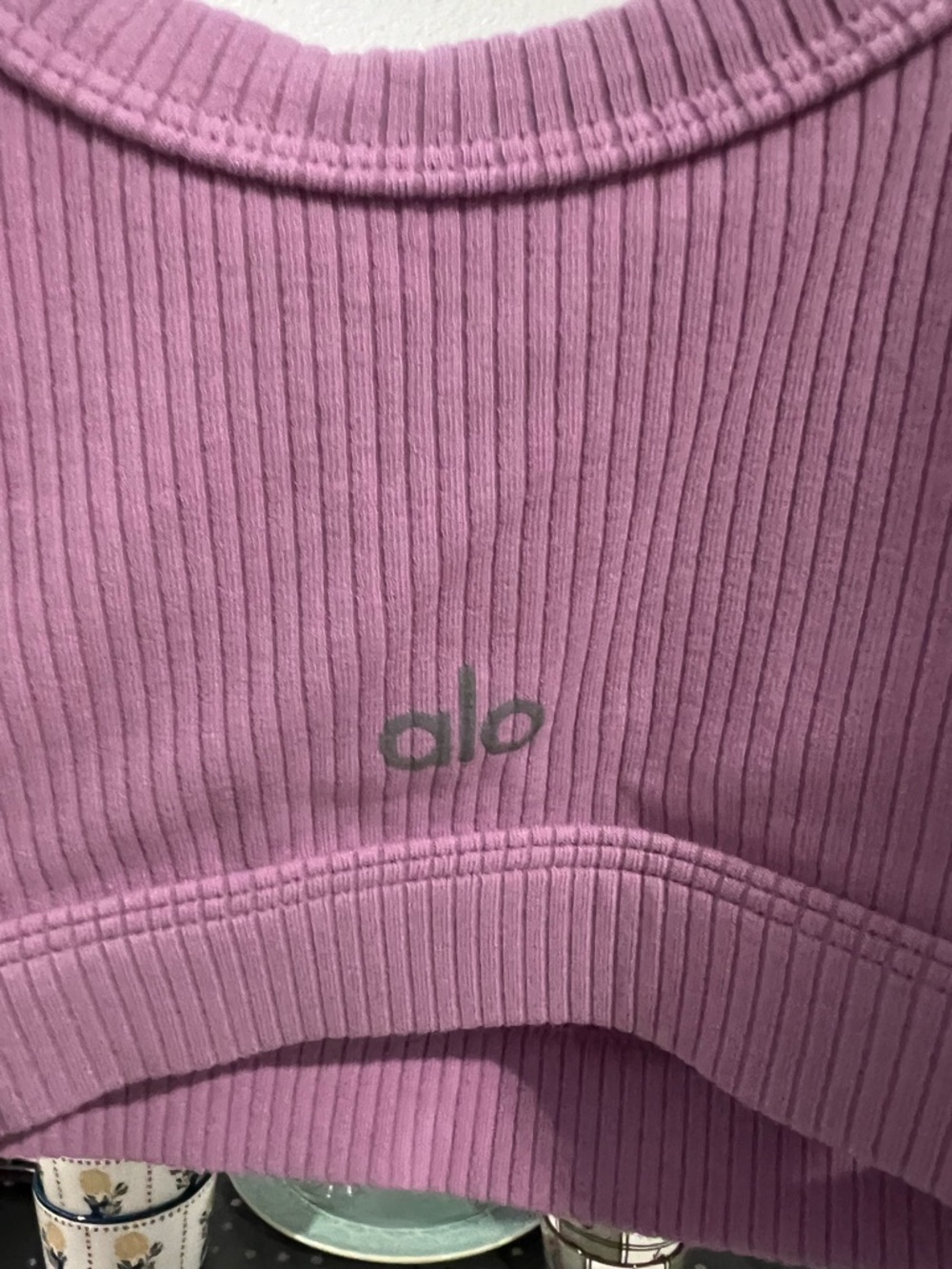 Alo Yoga Wellness Bra Pink/Purple Sz XS NWOT - Picture 3 of 4